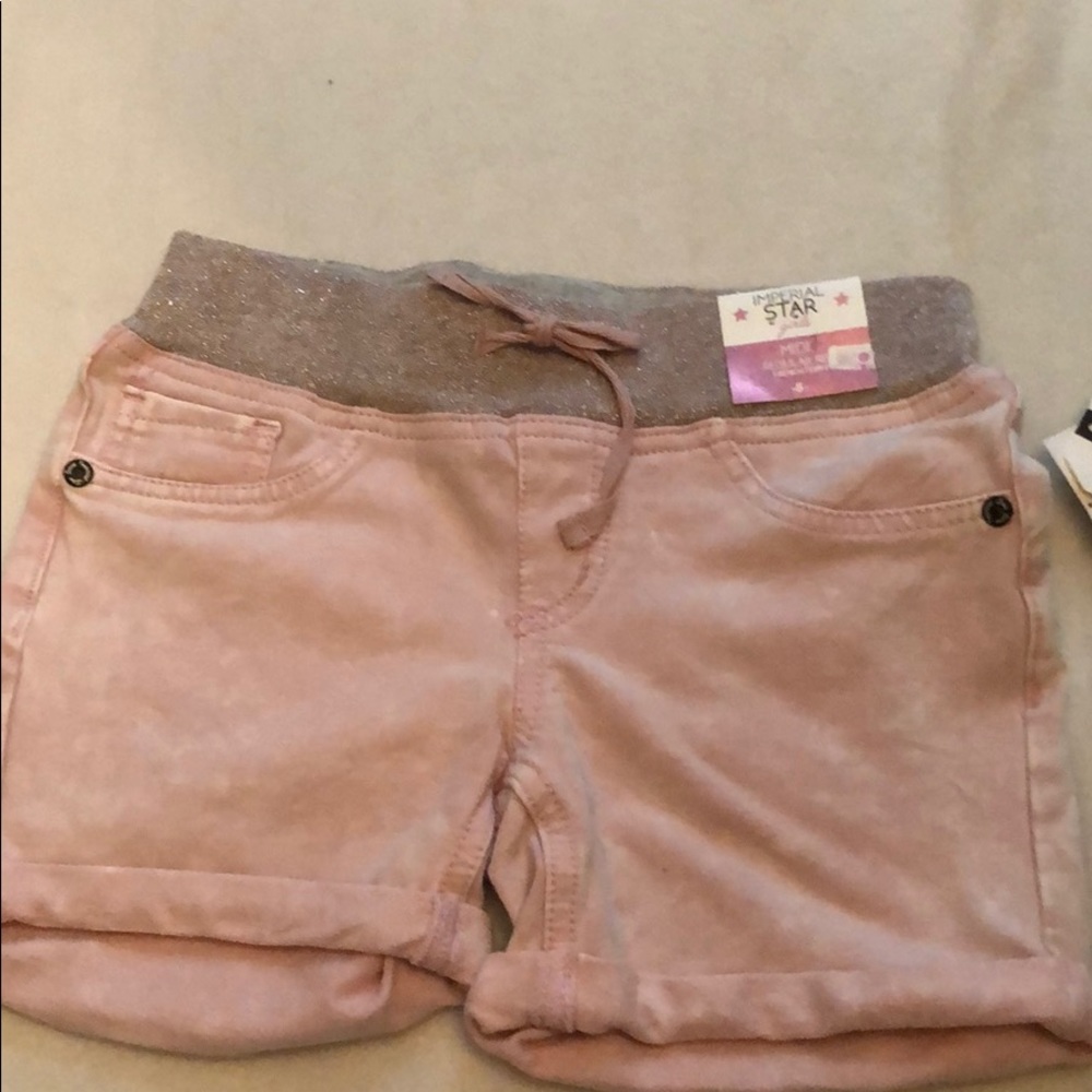 Comfy pink shorts